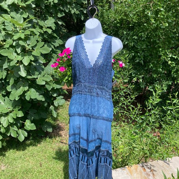 CasualLiving Dresses & Skirts - Bohemian Style Midi Dress